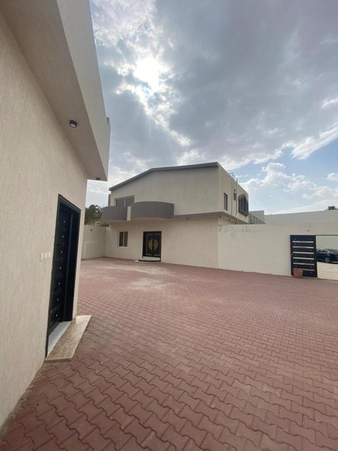 فيلا هابي نايت Villa Ash Shafā Eksteriør billede